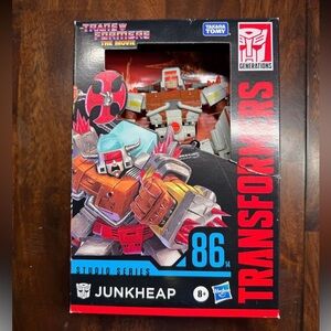 Hasbro Transformers Studio Series 86 Junkheap - Orange, Red, Silver
